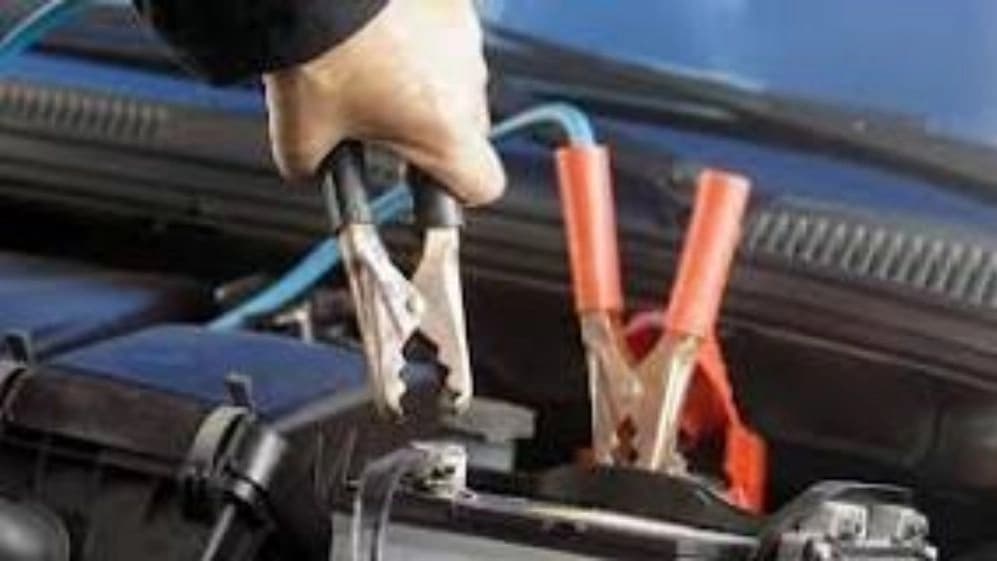 روشهای باتری به باتری ماشین؛ آموزش کامل و گامبهگام